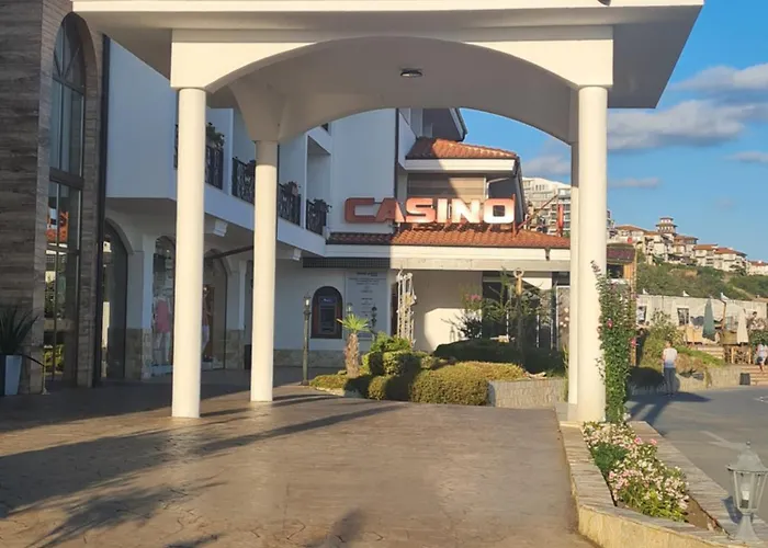 Appartement Etara 4 *