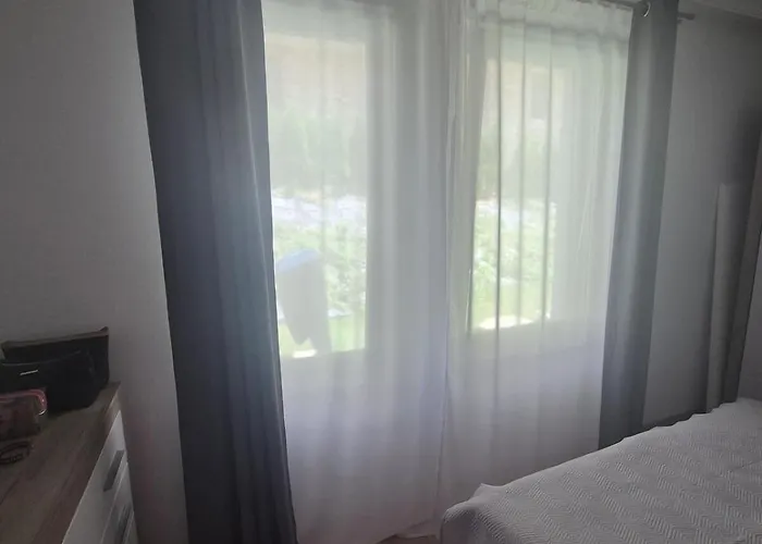 Appartement Etara 4 *