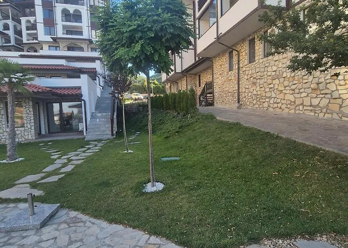 Appartement Etara 4 *
