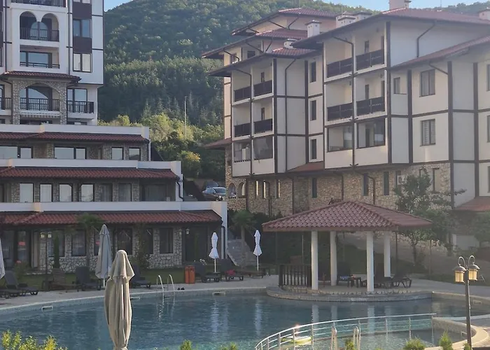 Appartement Etara 4 *